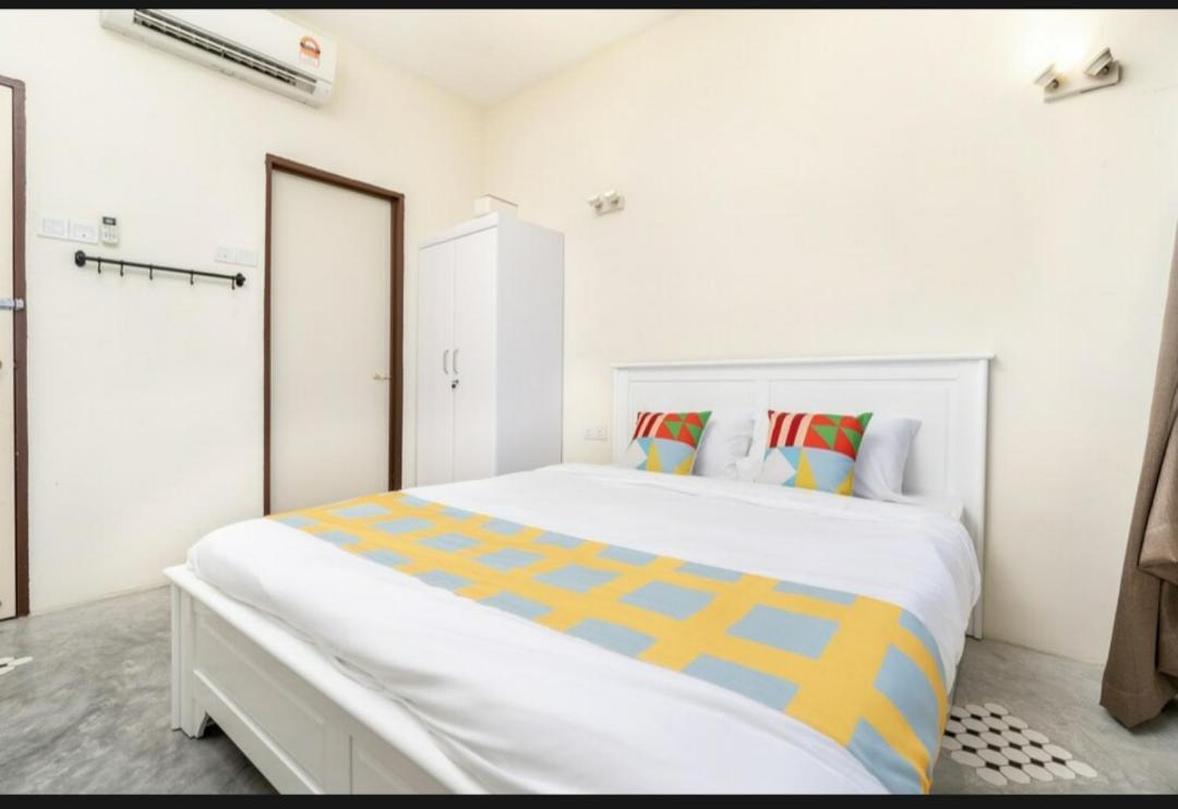 Batu Ferringhi Luxury Seaview Suite - 3Br Bagian luar foto