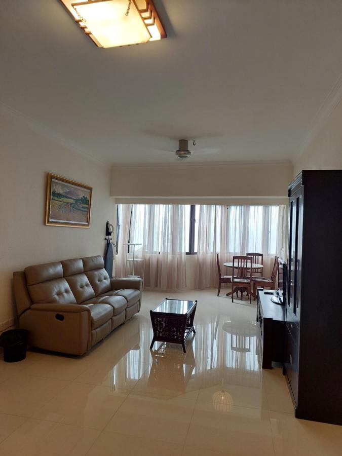 Batu Ferringhi Luxury Seaview Suite - 3Br Bagian luar foto